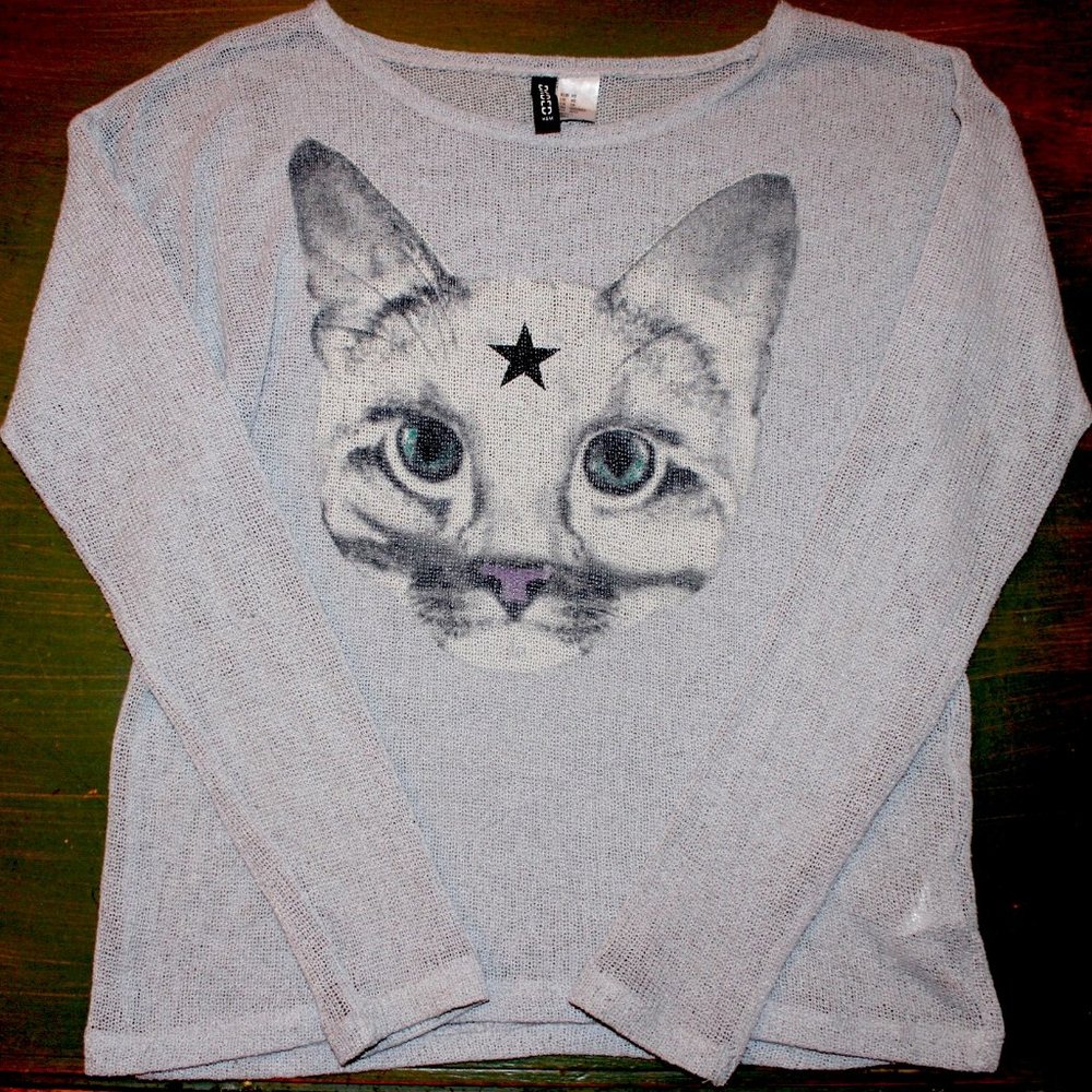 H&M Light Kitty Star Sweater